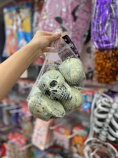 Arjoos| a 6-piece set of Halloween skull decorations in a mesh bag,